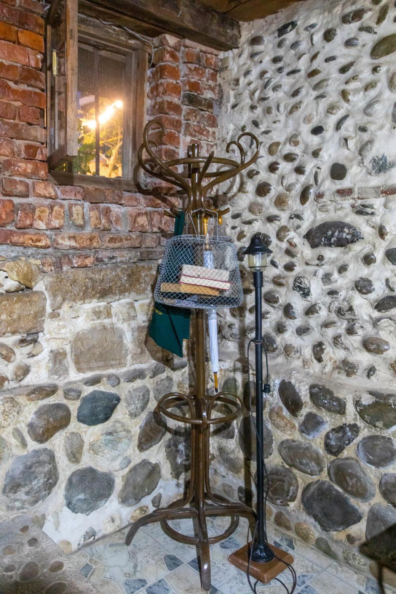 Book Hotel Кутаїсі Екстер'єр фото