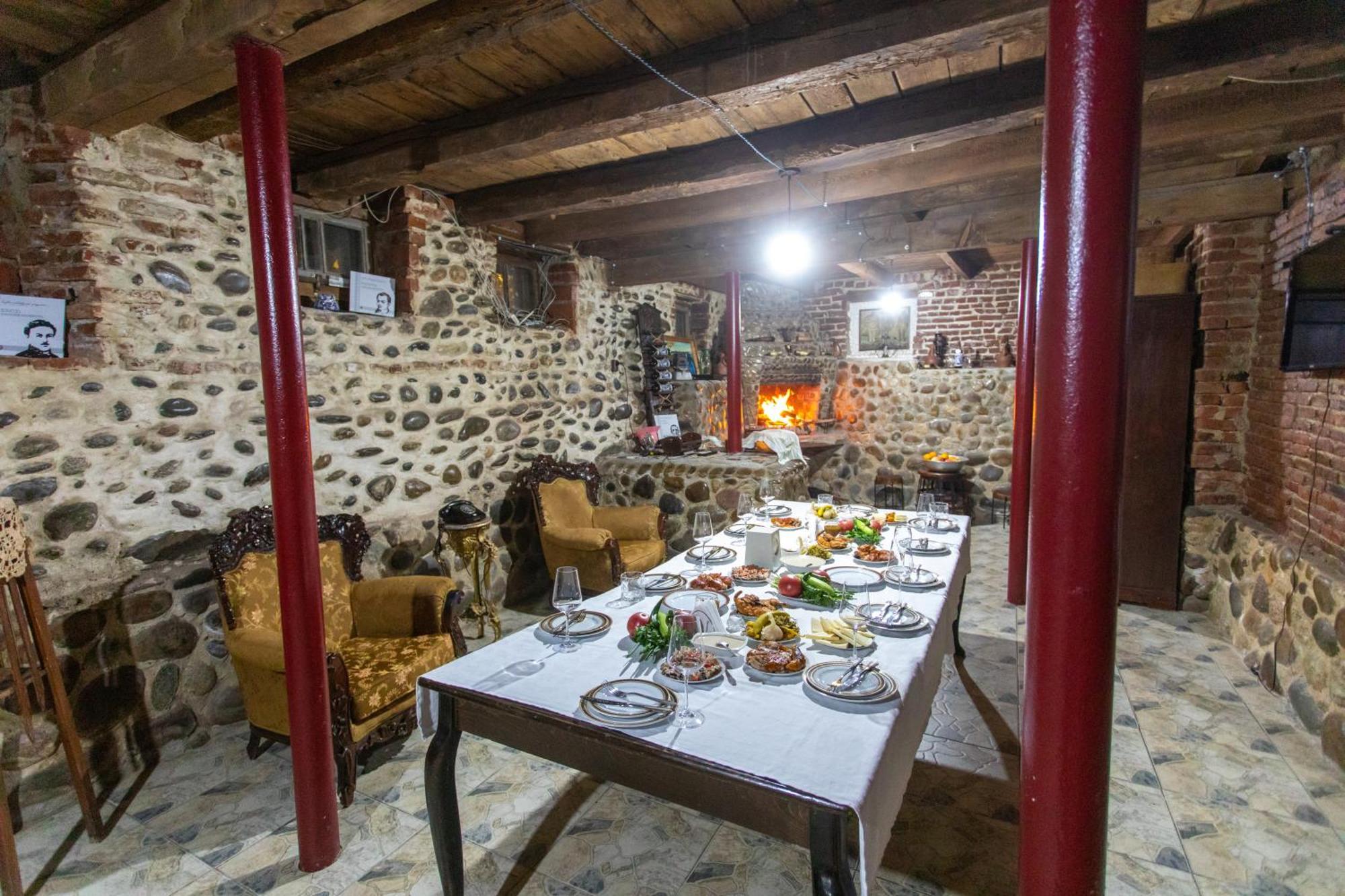 Book Hotel Кутаїсі Екстер'єр фото