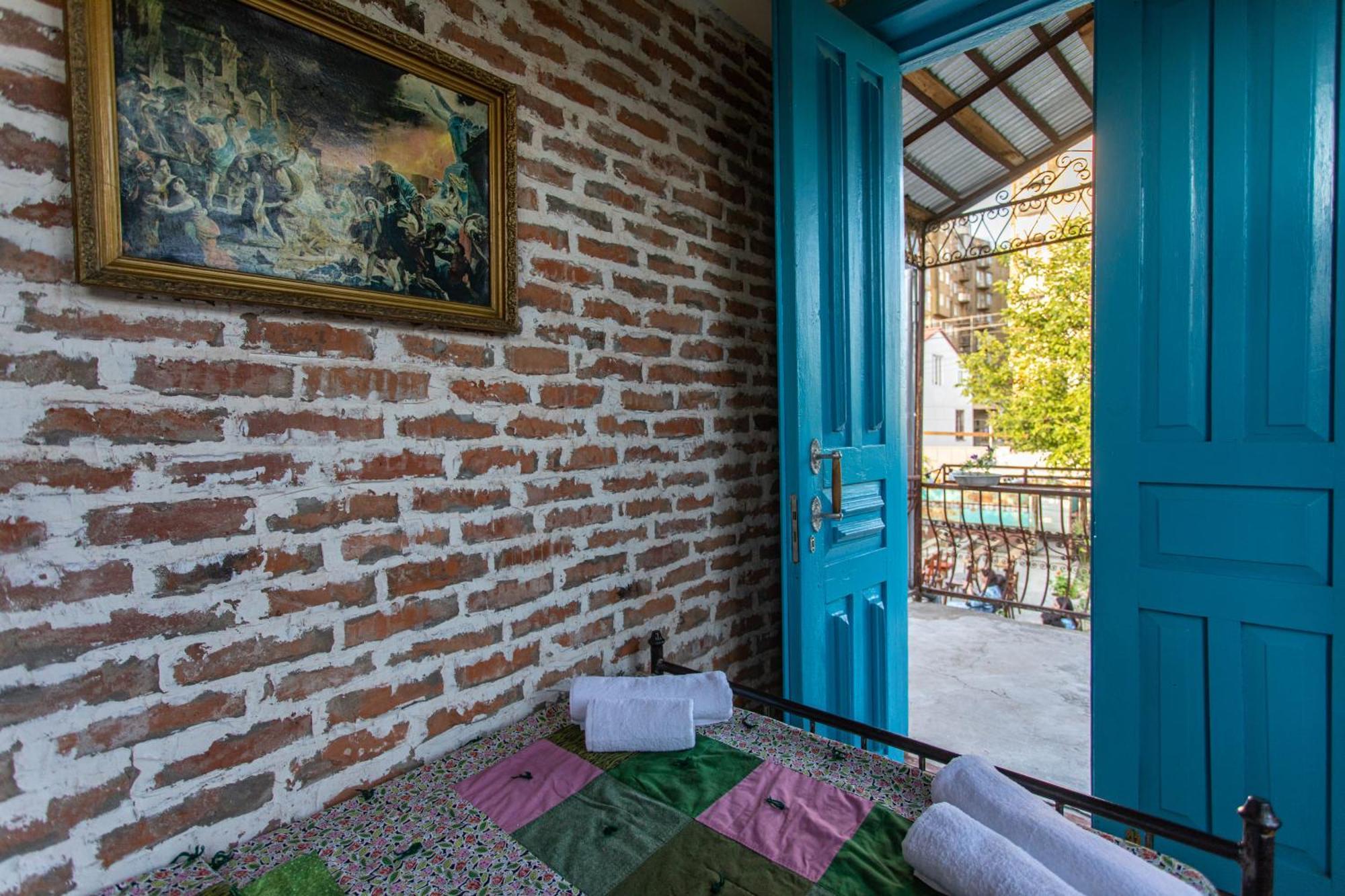 Book Hotel Кутаїсі Екстер'єр фото