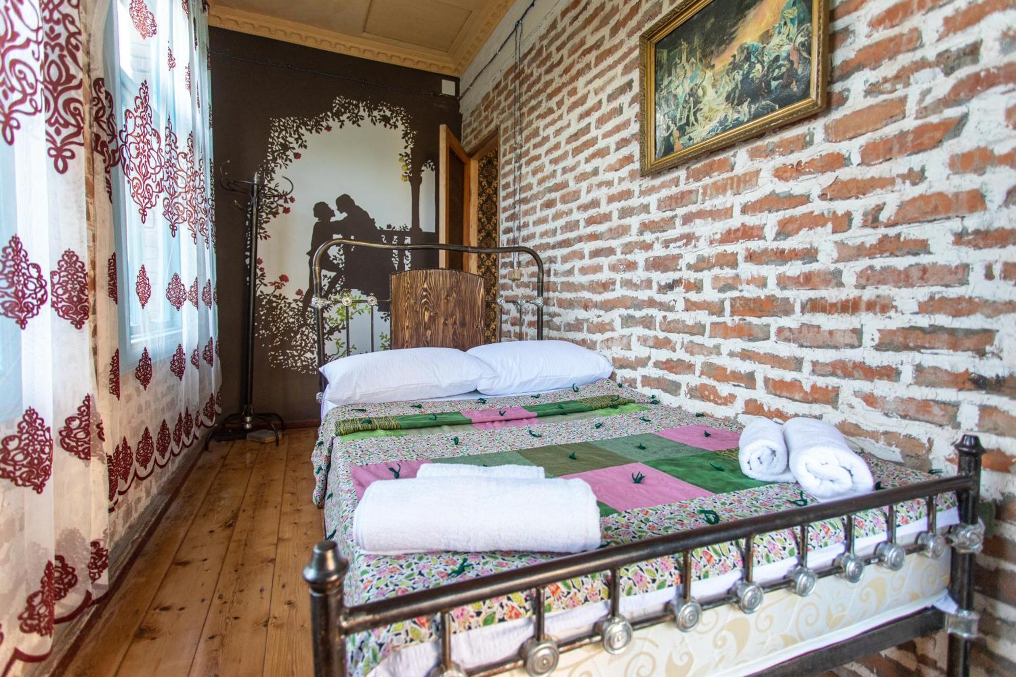Book Hotel Кутаїсі Екстер'єр фото