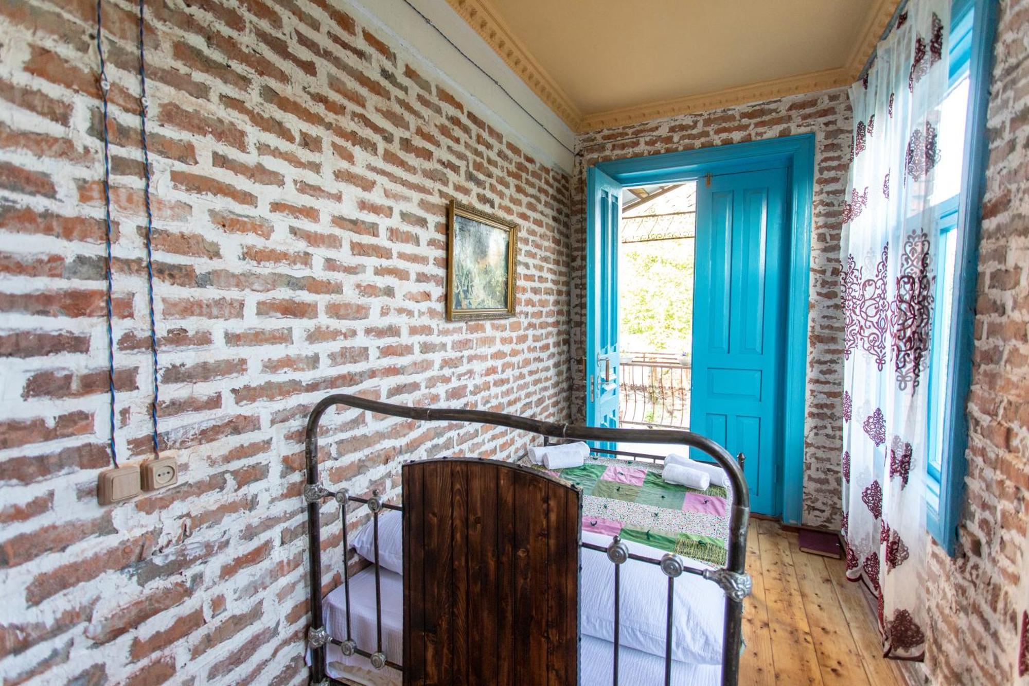 Book Hotel Кутаїсі Екстер'єр фото