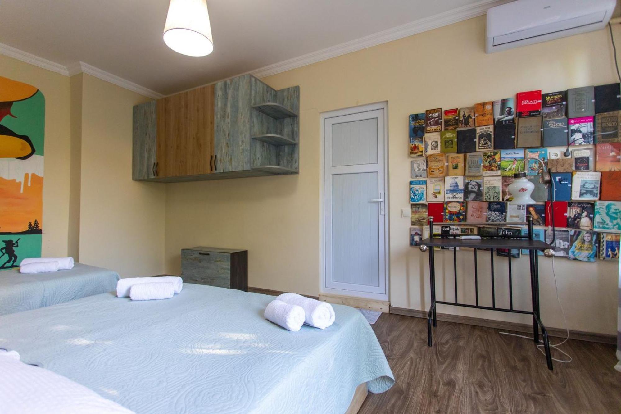 Book Hotel Кутаїсі Екстер'єр фото